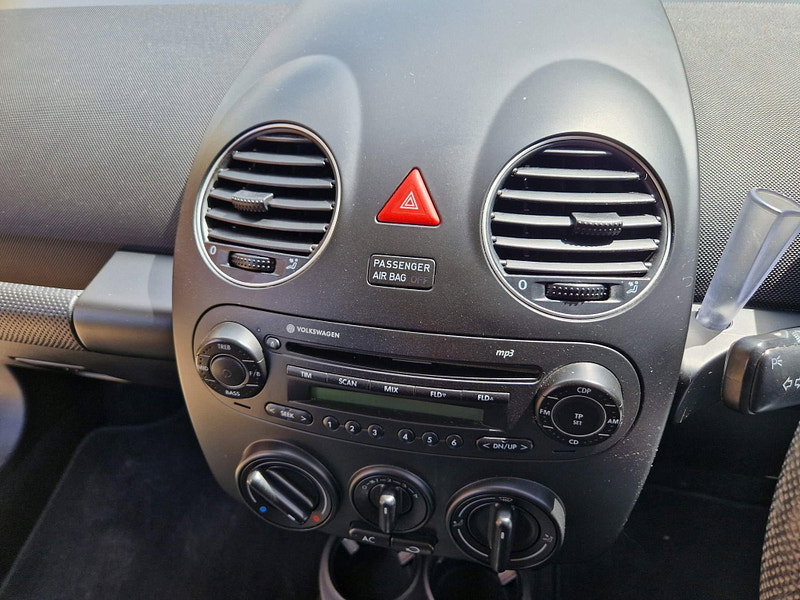 Volkswagen Beetle 1.6 Euro 4 3dr 3dr Manual 2026