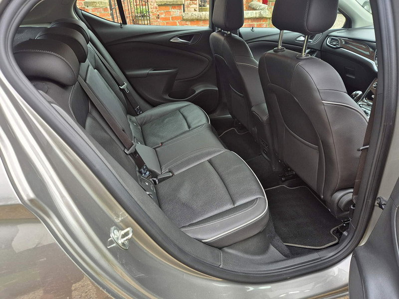 Vauxhall Astra 1.4i Turbo Elite Nav Euro 6 5dr 5dr Manual 2026