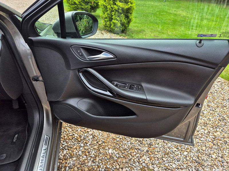 Vauxhall Astra 1.4i Turbo Elite Nav Euro 6 5dr 5dr Manual 2026