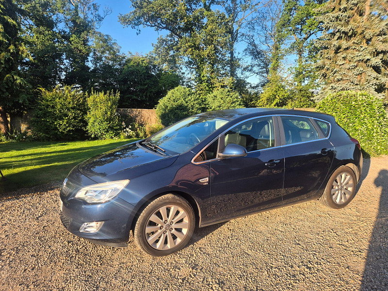 Vauxhall Astra 2.0 CDTi ecoFLEX Elite Euro 5 (s/s) 5dr 5dr Manual 2026