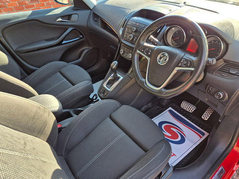 Vauxhall Zafira Tourer 2.0 CDTi SRi Auto Euro 5 5dr 5dr Automatic 2026