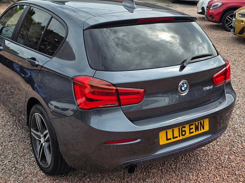 BMW 1 Series 2.0 118d Sport Hatchback 5dr Diesel Manual Euro 6 (s/s) (150 ps) 5dr Manual 2026