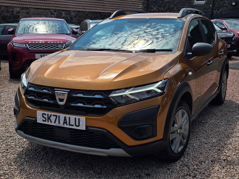 Dacia Sandero Stepway 1.0 TCe Essential Hatchback 5dr Petrol Manual Euro 6 (s/s) (90 ps) 5dr Manual 2026