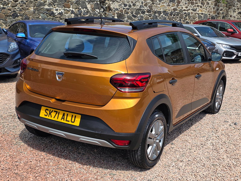 Dacia Sandero Stepway 1.0 TCe Essential Hatchback 5dr Petrol Manual Euro 6 (s/s) (90 ps) 5dr Manual 2026