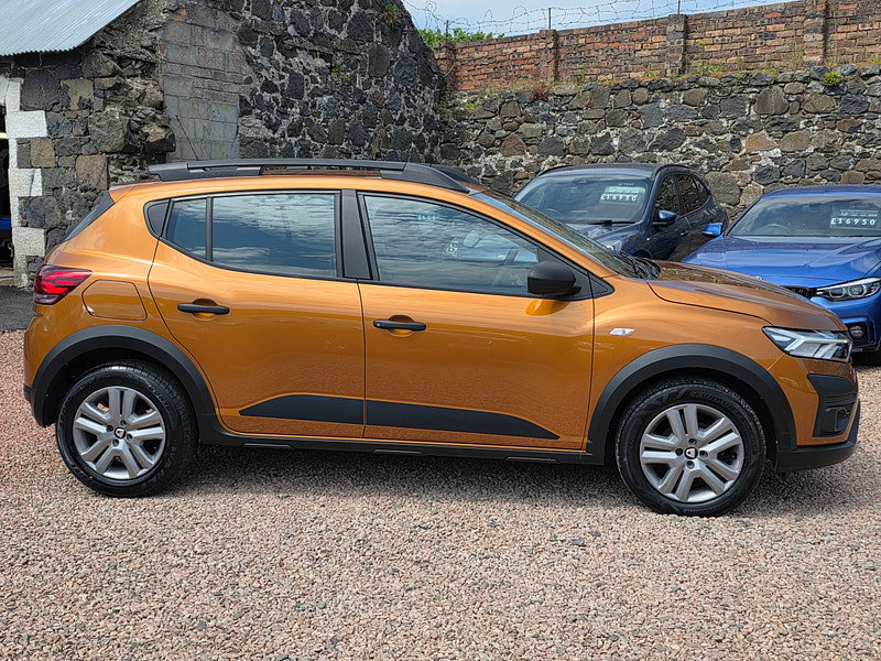 Dacia Sandero Stepway 1.0 TCe Essential Hatchback 5dr Petrol Manual Euro 6 (s/s) (90 ps) 5dr Manual 2026