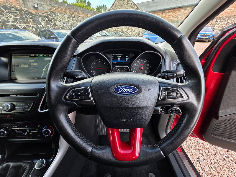 Ford Focus 1.5 TDCi Zetec Hatchback 5dr Diesel Manual Euro 6 (s/s) (120 ps) 5dr Manual 2026