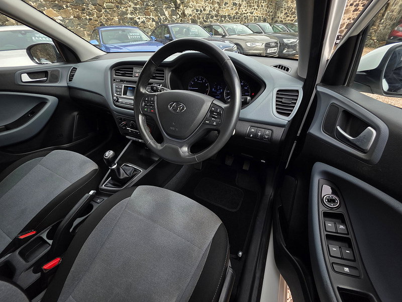 Hyundai I20 1.2 Blue Drive SE Hatchback 5dr Petrol Manual Euro 6 (s/s) (84 ps) 5dr Manual 2026