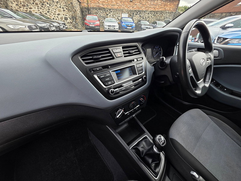 Hyundai I20 1.2 Blue Drive SE Hatchback 5dr Petrol Manual Euro 6 (s/s) (84 ps) 5dr Manual 2026
