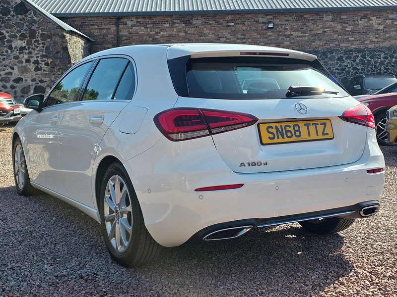 Mercedes-Benz A Class 1.5 A180d Sport (Executive) Hatchback 5dr Diesel 7G-DCT Euro 6 (s/s) (116 ps) 5dr Automatic 2026