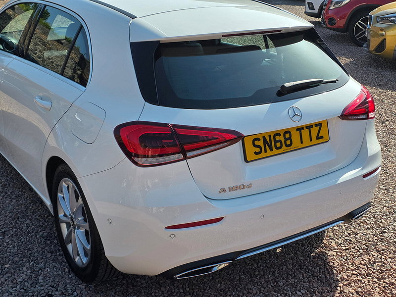 Mercedes-Benz A Class 1.5 A180d Sport (Executive) Hatchback 5dr Diesel 7G-DCT Euro 6 (s/s) (116 ps) 5dr Automatic 2026