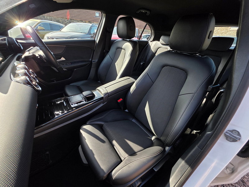 Mercedes-Benz A Class 1.5 A180d Sport (Executive) Hatchback 5dr Diesel 7G-DCT Euro 6 (s/s) (116 ps) 5dr Automatic 2026