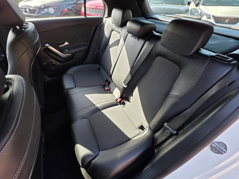 Mercedes-Benz A Class 1.5 A180d Sport (Executive) Hatchback 5dr Diesel 7G-DCT Euro 6 (s/s) (116 ps) 5dr Automatic 2026