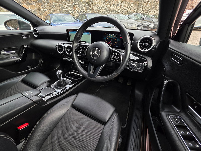 Mercedes-Benz A Class 1.3 A180 SE (Executive) Hatchback 5dr Petrol Manual Euro 6 (s/s) (136 ps) 5dr Manual 2026