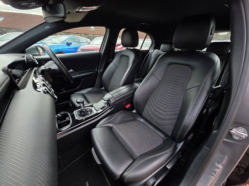 Mercedes-Benz A Class 1.3 A180 SE (Executive) Hatchback 5dr Petrol Manual Euro 6 (s/s) (136 ps) 5dr Manual 2026
