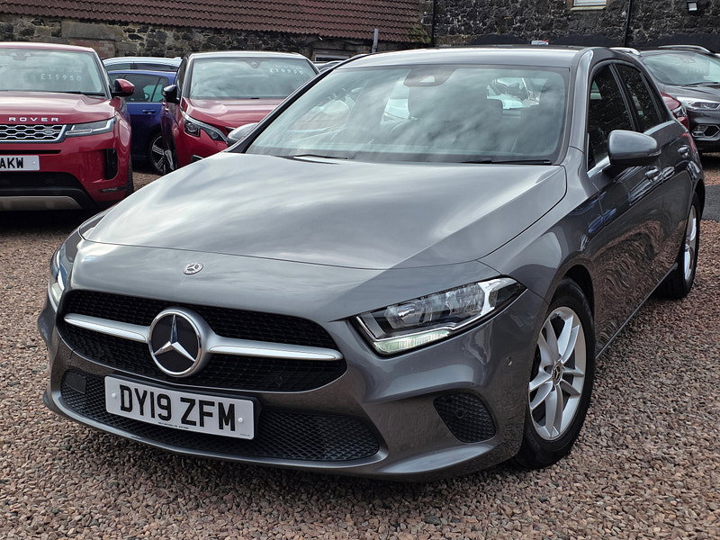 Mercedes-Benz A Class 1.3 A180 SE (Executive) Hatchback 5dr Petrol Manual Euro 6 (s/s) (136 ps) 5dr Manual 2026