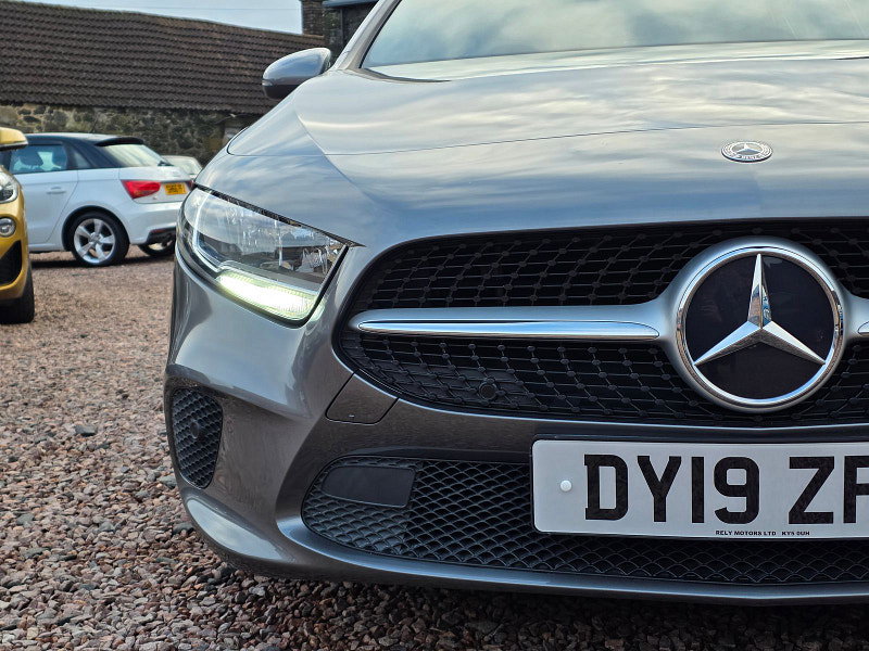 Mercedes-Benz A Class 1.3 A180 SE (Executive) Hatchback 5dr Petrol Manual Euro 6 (s/s) (136 ps) 5dr Manual 2026