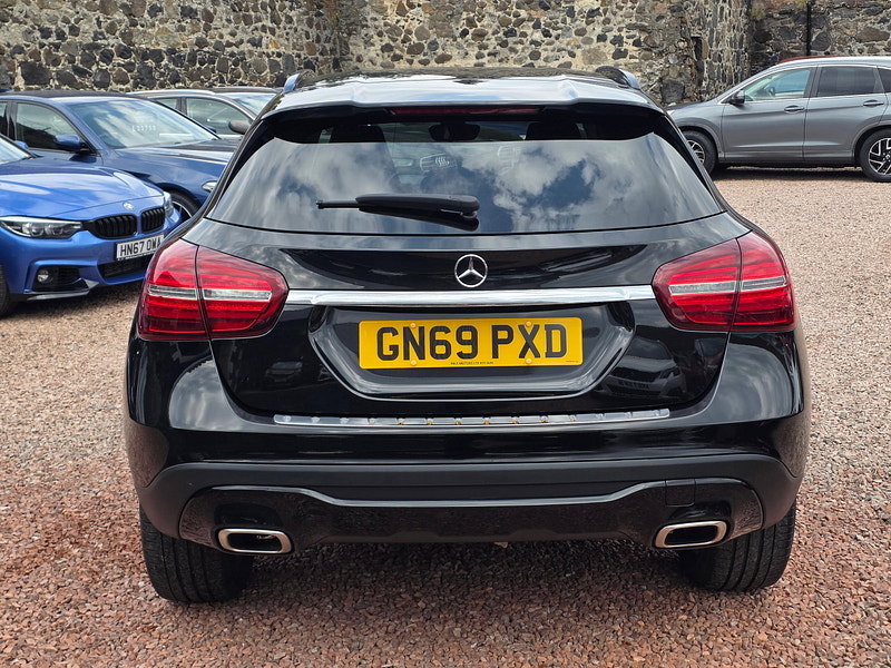 Mercedes-Benz GLA 1.6 GLA180 GPF Urban Edition SUV 5dr Petrol 7G-DCT Euro 6 (s/s) (122 ps) 5dr Automatic 2026