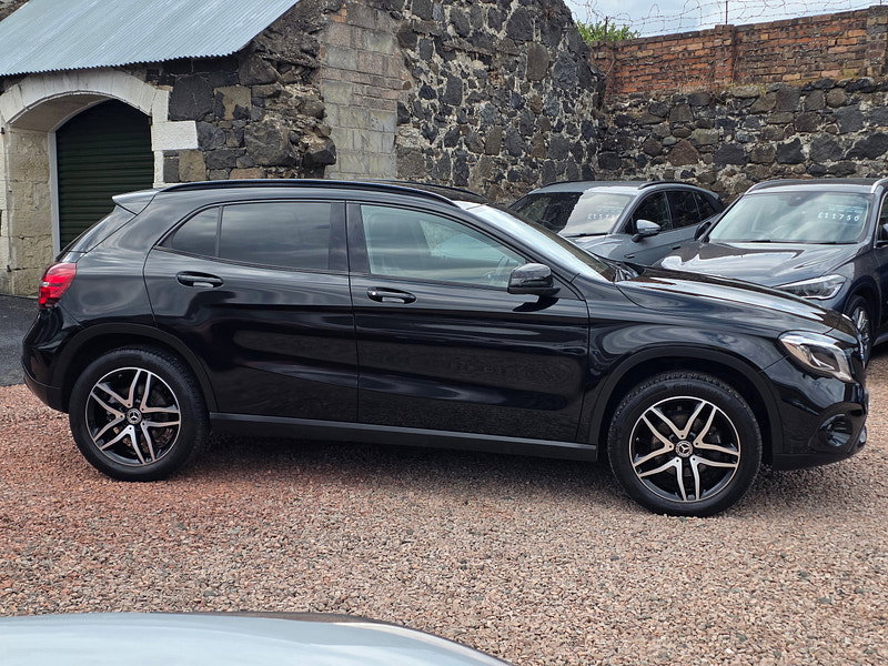 Mercedes-Benz GLA 1.6 GLA180 GPF Urban Edition SUV 5dr Petrol 7G-DCT Euro 6 (s/s) (122 ps) 5dr Automatic 2026