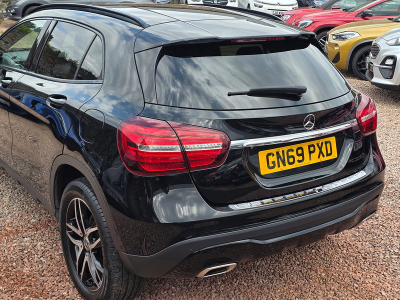 Mercedes-Benz GLA 1.6 GLA180 GPF Urban Edition SUV 5dr Petrol 7G-DCT Euro 6 (s/s) (122 ps) 5dr Automatic 2026