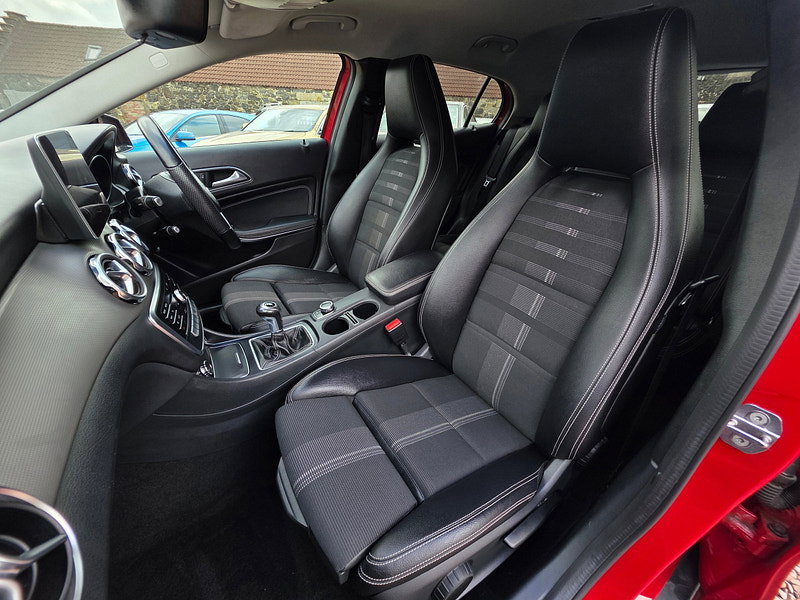 Mercedes-Benz GLA 1.6 GLA180 Urban Edition SUV 5dr Petrol Manual Euro 6 (s/s) (122 ps) 5dr Manual 2026