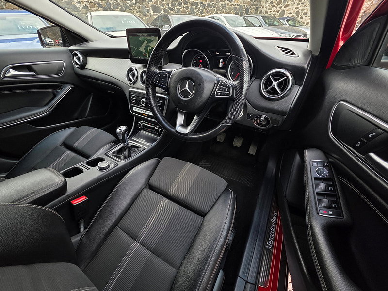 Mercedes-Benz GLA 1.6 GLA180 Urban Edition SUV 5dr Petrol Manual Euro 6 (s/s) (122 ps) 5dr Manual 2026