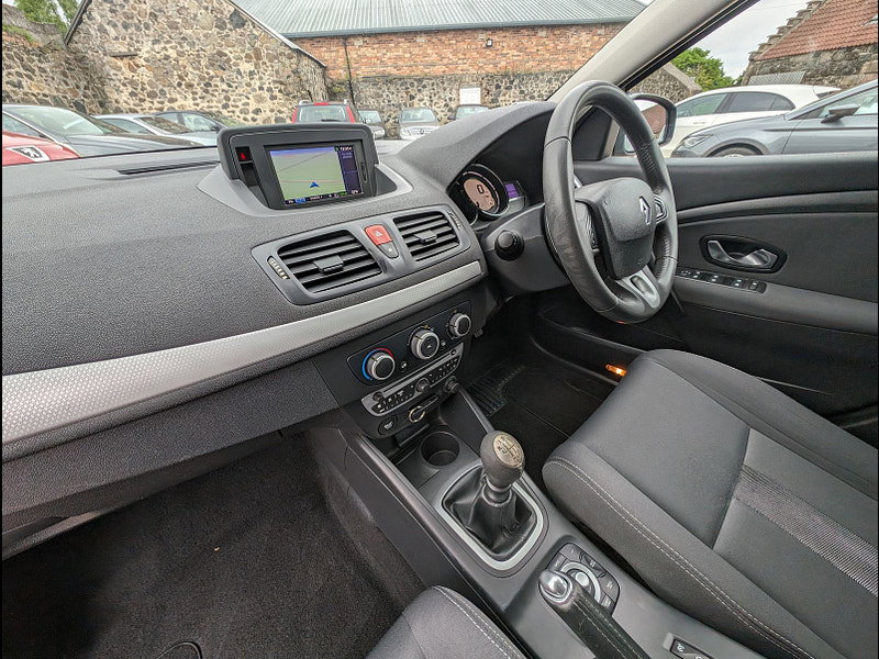 Renault Megane 1.5L DYNAMIQUE TOMTOM DCI Hatchback 5dr Diesel Manual Euro 4 (106 bhp) 5dr Manual 2026