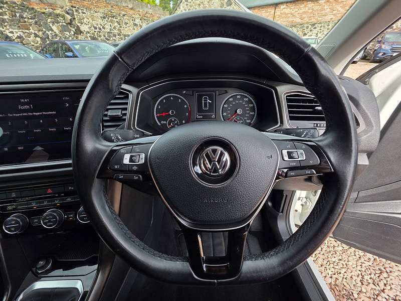 Volkswagen T-Roc 1.0 TSI GPF Design SUV 5dr Petrol Manual Euro 6 (s/s) (115 ps) 5dr Manual 2026
