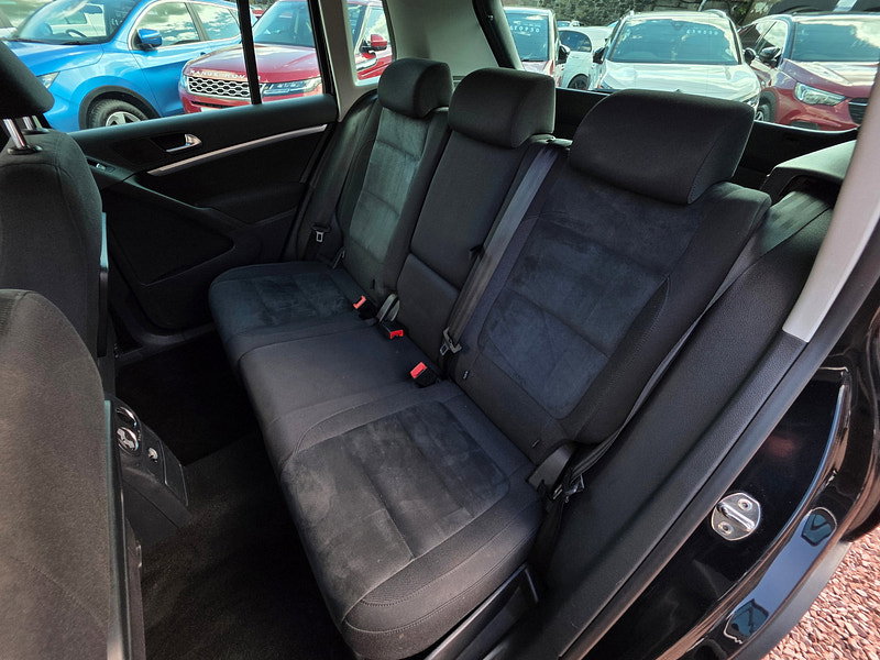 Volkswagen Tiguan 2.0 TDI BlueMotion Tech Match SUV 5dr Diesel DSG 4WD Euro 5 (s/s) (140 ps) 5dr Automatic 2026