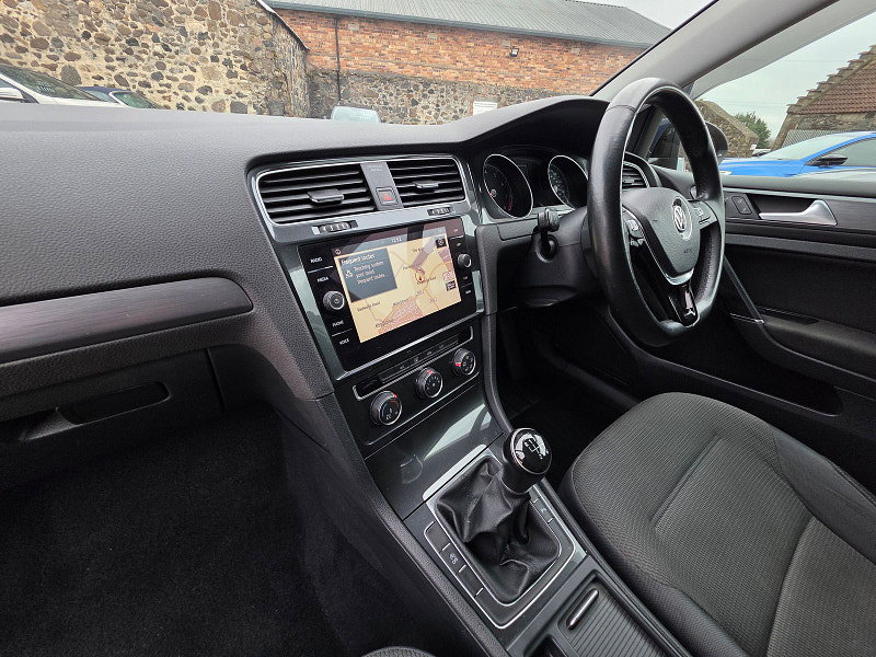 Volkswagen Golf 1.0 TSI SE Nav Hatchback 3dr Petrol Manual Euro 6 (s/s) (110 bhp) 3dr Manual 2026