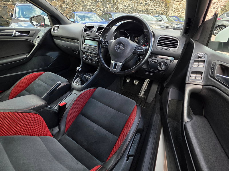 Volkswagen Golf 2.0 TDI BlueMotion Tech GT Cabriolet 2dr Diesel Manual Euro 5 (s/s) (140 ps) 2dr Manual 2026