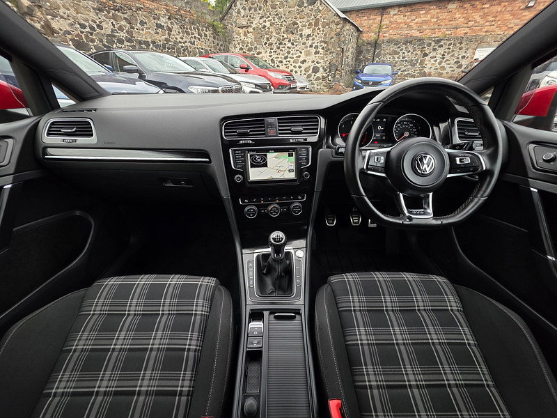 Volkswagen Golf 2.0 TDI BlueMotion Tech GTD Hatchback 5dr Diesel Manual Euro 6 (s/s) (184 ps) 5dr Manual 2026