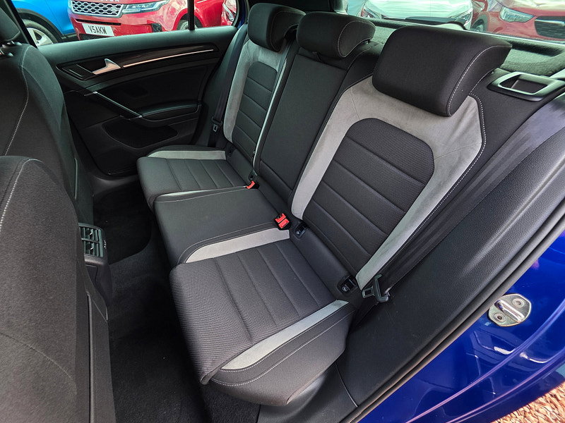 Volkswagen Golf 2.0 TSI BlueMotion Tech R Hatchback 5dr Petrol DSG 4Motion Euro 6 (s/s) (300 ps) 5dr Automatic 2026