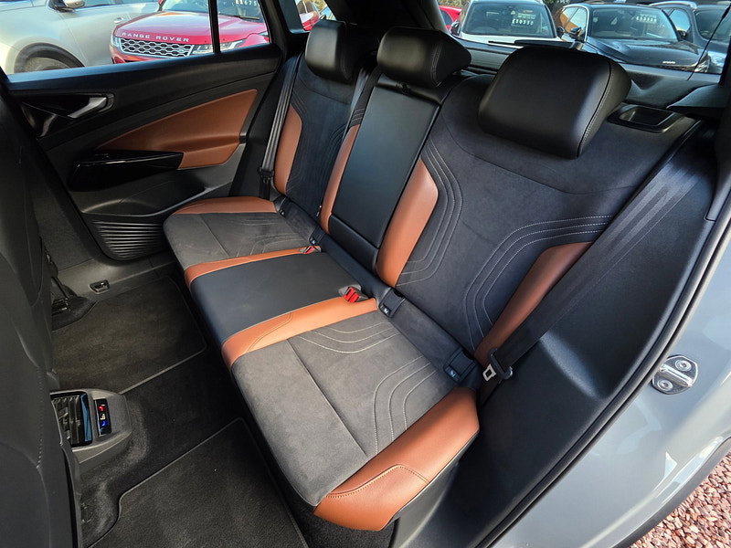 Volkswagen ID.4 Pure Performance 52kWh Style SUV 5dr Electric Auto (170 ps) 5dr Automatic 2026