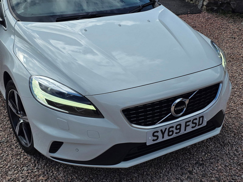 Volvo V40 2.0 D2 R-Design Edition Hatchback 5dr Diesel Manual Euro 6 (s/s) (120 ps) 5dr Manual 2026