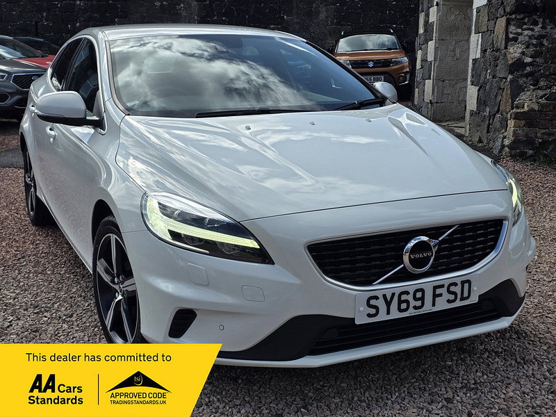 Volvo V40 2.0 D2 R-Design Edition Hatchback 5dr Diesel Manual Euro 6 (s/s) (120 ps) 5dr Manual 2026