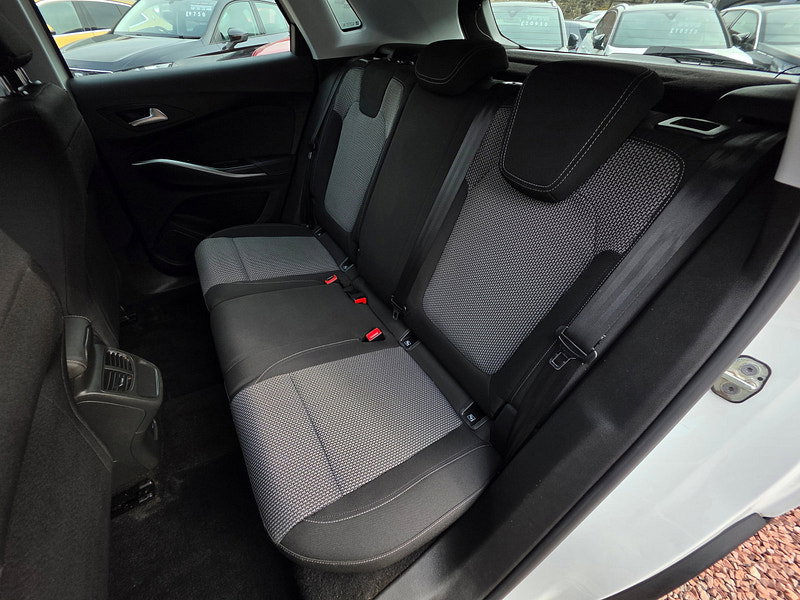 Vauxhall Grandland X 1.2 Turbo SE SUV 5dr Petrol Manual Euro 6 (s/s) (130 ps) 5dr Manual 2026