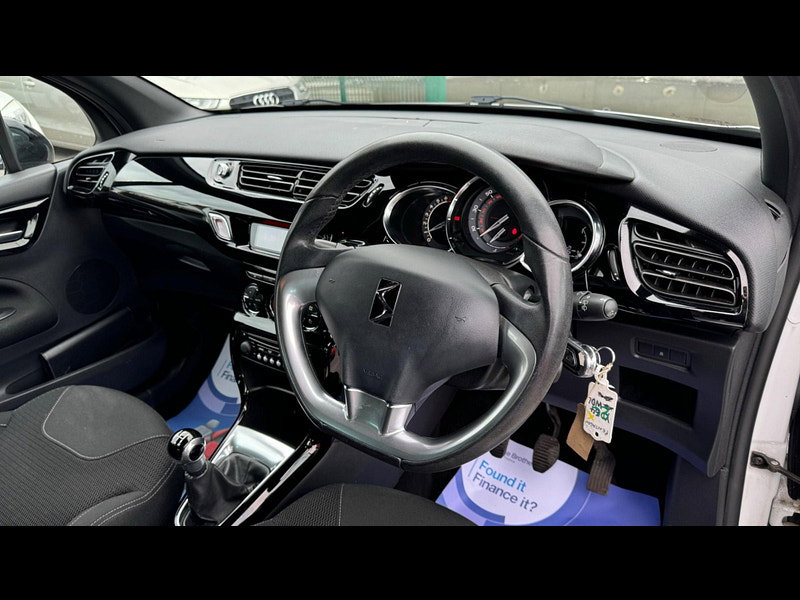 Citroen DS3 1.6 VTi DStyle Plus Euro 5 3dr 3dr Manual 2026