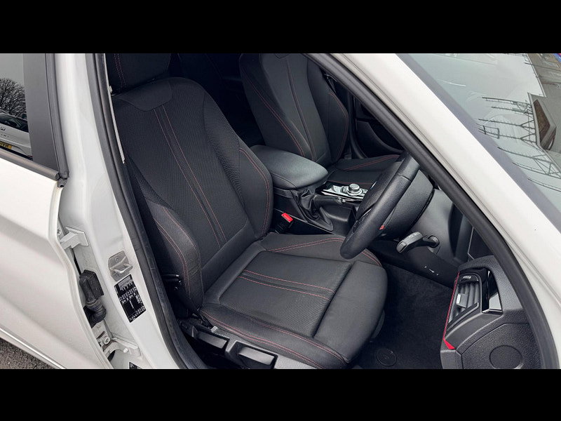 BMW 1 Series 2.0 118d Sport Euro 6 (s/s) 5dr 5dr Manual 2026