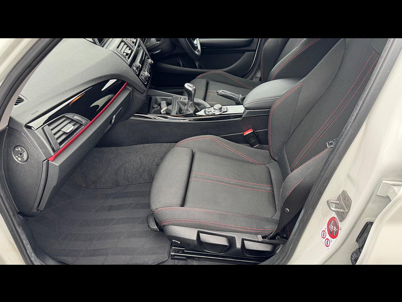 BMW 1 Series 2.0 118d Sport Euro 6 (s/s) 5dr 5dr Manual 2026