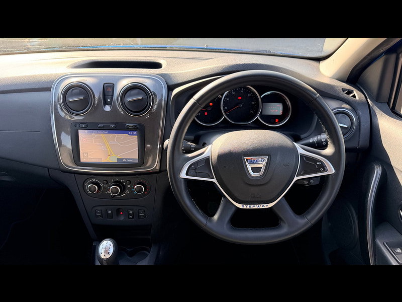 Dacia Sandero Stepway 1.5 dCi Laureate Hatchback 5dr Diesel Manual Euro 6 (s/s) (90 ps) 5dr Manual 2026