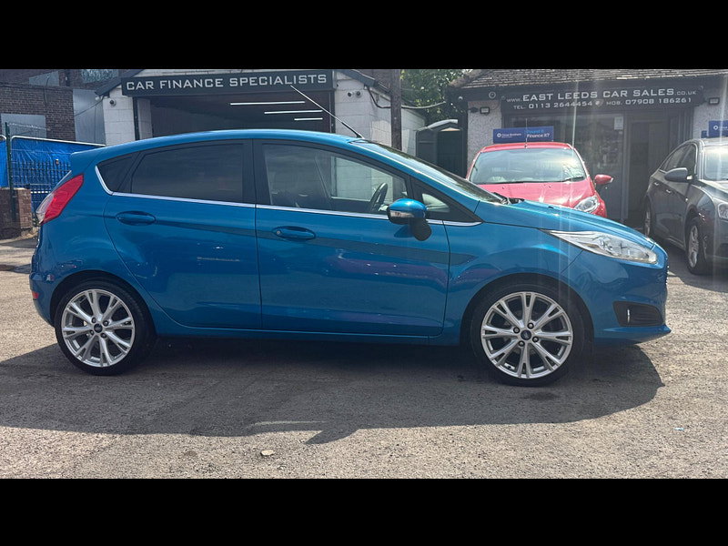 Ford Fiesta 1.0T EcoBoost Titanium Euro 5 (s/s) 5dr 5dr Manual 2026