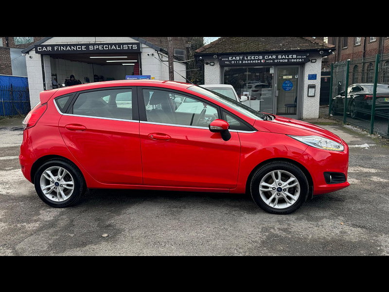 Ford Fiesta 1.0T EcoBoost Zetec Euro 6 (s/s) 5dr 5dr Manual 2026