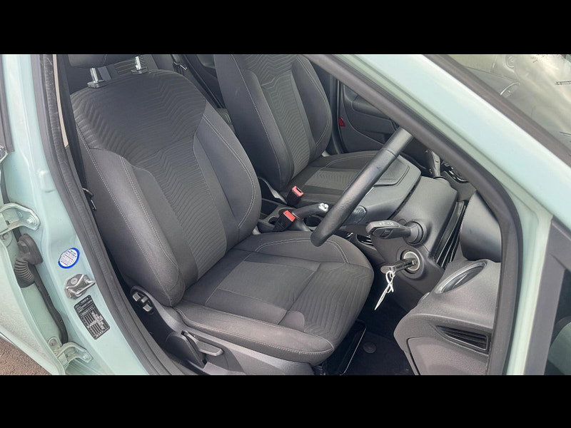 Ford Fiesta 1.0T EcoBoost Zetec Euro 6 (s/s) 5dr 5dr Manual 2026