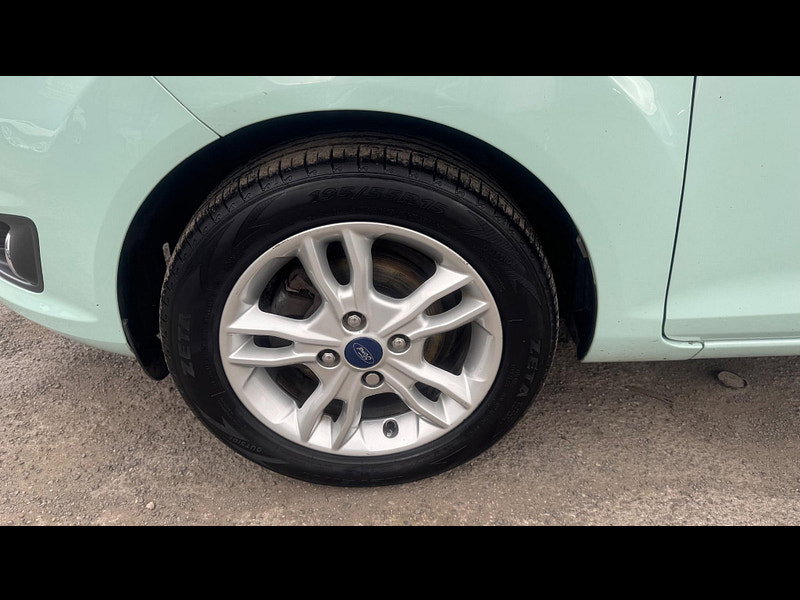 Ford Fiesta 1.0T EcoBoost Zetec Euro 6 (s/s) 5dr 5dr Manual 2026
