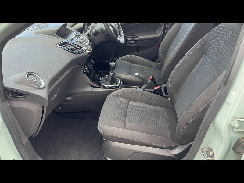 Ford Fiesta 1.0T EcoBoost Zetec Euro 6 (s/s) 5dr 5dr Manual 2026