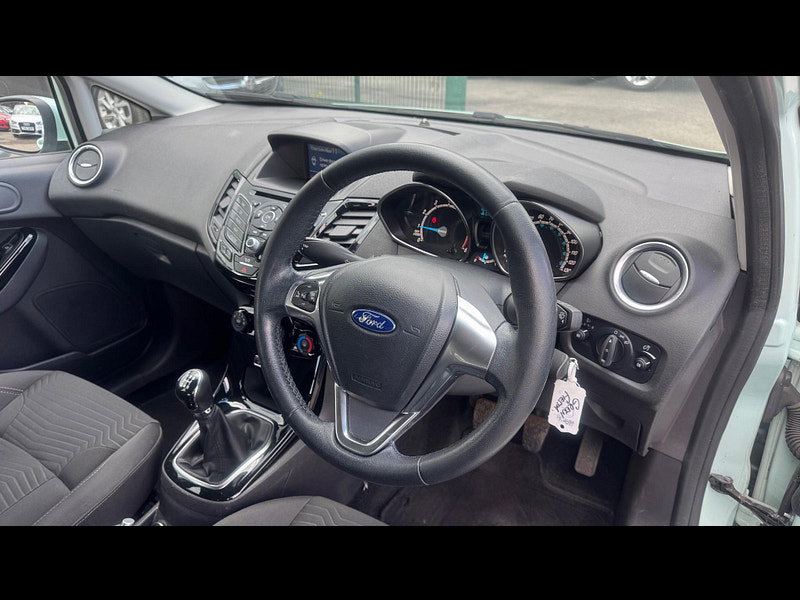 Ford Fiesta 1.0T EcoBoost Zetec Euro 6 (s/s) 5dr 5dr Manual 2026