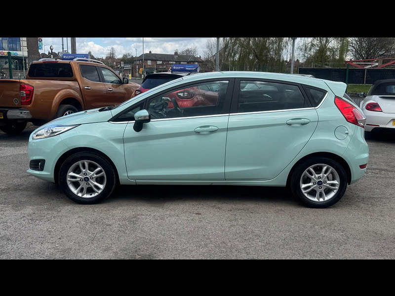 Ford Fiesta 1.0T EcoBoost Zetec Euro 6 (s/s) 5dr 5dr Manual 2026