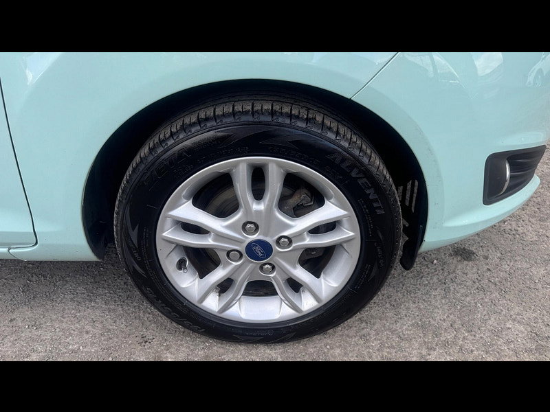 Ford Fiesta 1.0T EcoBoost Zetec Euro 6 (s/s) 5dr 5dr Manual 2026