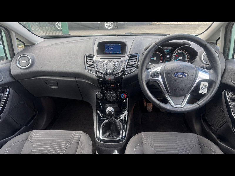Ford Fiesta 1.0T EcoBoost Zetec Euro 6 (s/s) 5dr 5dr Manual 2026
