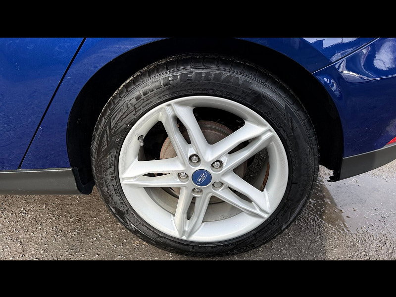 Ford Focus 1.0T EcoBoost Zetec Hatchback 5dr Petrol Manual Euro 6 (s/s) (125 ps) 5dr Manual 2026